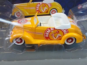 NIB Diecast SpecCast YELLOW 1937 FORD CONVERTIBLE 1:25 Coin Bank ARM & HAMMER - Picture 1 of 14