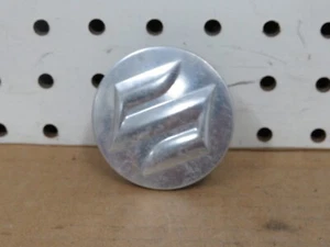 SUZUKI VITARA HUB CAP OEM - Picture 1 of 3