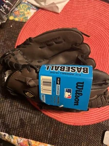 Wilson Youth A200 11.5 A2457 Baseball RHT Brand New - Picture 1 of 6