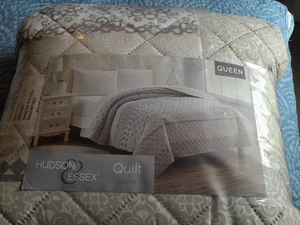 Hudson And Essex Queen Quilt New 86x86 100% Polyester Amara New - Picture 1 of 10