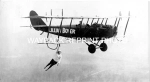 1920er 4x6 Nachdruck Foto - Daredevil Lillian Boyer Flügel hängend/gehend - Bild 1 von 1