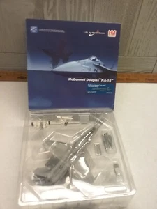 Hobby Master HA3515 1:72 F/A-18C "Still Flying Strong" Capt. Bill Gortney Navy V - Bild 1 von 24