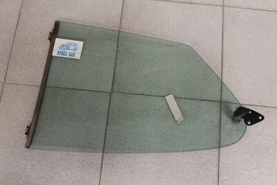 FIAT 128 COUPE  S - SL  VETRO VOLETTO POSTERIORE DESTRO COMPLETO N.O.S. - Immagine 1 di 3