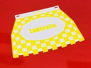 LAMBRETTA EN RELIEVE LI SX TV GP AMARILLO Y BLANCO A CUADROS CUPPINI GUARDABARROS - Imagen 1 de 8