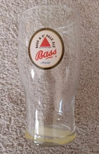 British Bass Ale Pint Beer Glass Cup 16 Oz Red Beautiful Logo United Kingdom ๐ด - Picture 1 of 3