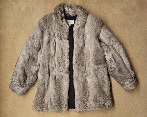 Bermans Womens Rabbit Fur Coat Satin Lined Gray Medium Fur France VTG EUC - Picture 1 of 7