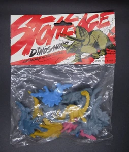 Vintage Plastic Dinosaur Figures by Straco Made in Hong Kong NIB #1 - Picture 1 of 2
