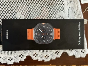 Galaxy Watch Ultra - Photo 1/4