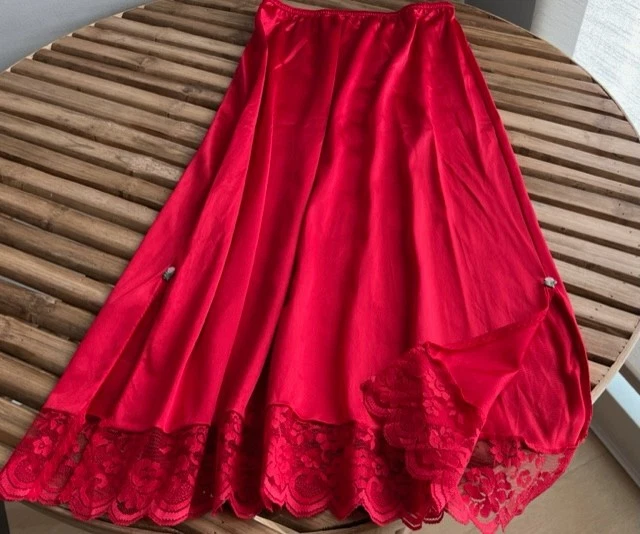 DE COLECCIÓN por CHANTILLY MAIDENFORM FALDA SIN CORDONES LENCERÍA talla S Foto 1 de 1