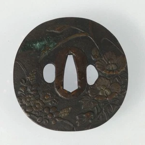 chrysanthemum carving tsuba copper grasshopper-escape sword fittings vintage  - Picture 1 of 8