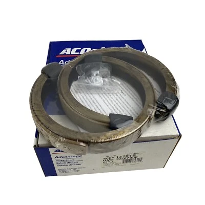 Juego de zapatas de freno de estacionamiento traseras ACDelco 14781B genuinas unidas 19287950 con herrajes Foto 1 de 4