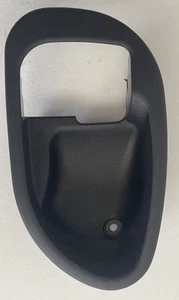 Cubierta interior puerta izquierda delantera trasera negra Mitsubishi MR748080 Evo 5 6 6.5 TME OEM - Imagen 1 de 6