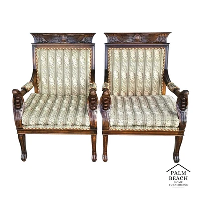 Sillones antiguos egipcios tallados alas cobra e Isis de caoba renacimiento, un par Foto 1 de 4