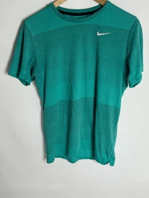 Nike Camiseta para Correr Cool Tailwind Rayas Dri Fit | Para Hombre | Verde | Pequeña | Foto 1 de 4