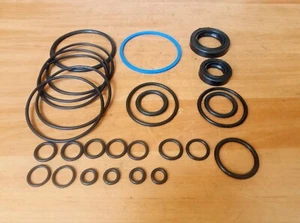 belarus tractor 80, 82, 500,800,900 power steering seal kit - Picture 1 of 2