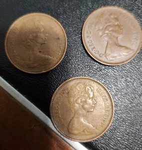 RARE 1971, 1975 & 1981, 2 PENCE FIRST RELEASE BRITISH ELIZABETH II  FROM CEYLON. - Picture 1 of 2