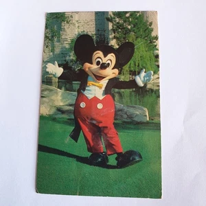 POSTCARD MICKEY MOUSE WELCOMES VISITORS WALT DISNEY FLORIDA POSTED to Hay On Wye - Picture 1 of 2