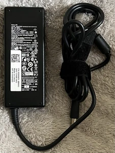 Adaptateur secteur chargeur ordinateur portable Dell 0W6KV Dell AC/DC DA90PM111 réf00072 - Photo 1/4