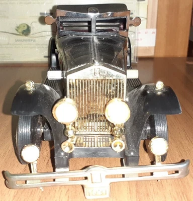 MODELLINO AUTO D'EPOCA ROLLS ROYCE PHANTOM II 1931 Vintage SOLIDO TOYS HONG KONG - Immagine 1 di 4