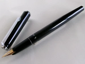 Montblanc Junior 620 Fountain Pen Steel Nib - Imagen 1 de 14