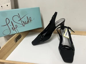 Life Stride Sweetie Womens 8 Med Black Square Toe Slingback Heels Pumps W Box - Picture 1 of 9
