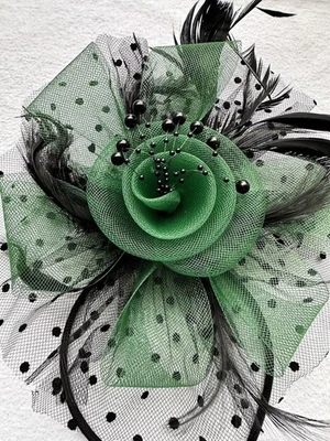 Green/Black Feather Mesh Fascinator Hat Clip/Band Wedding Tea Cocktail Party - Image 1 of 4