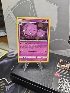 Pokemon Card Weezing Cosmic Eclipse Rare 77/236 Near Mint - Picture 1 of 2
