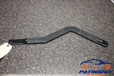 2011 宝马 128I 电池终端滚轮领带下安装夹持器 11 128 I — 第 1/4 张图片