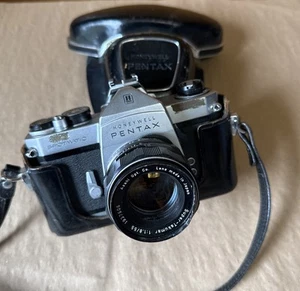 Cámara fotográfica Honeywell Pentax Spotmatic con lente Takumar 55 mm - De colección, con estuche - Imagen 1 de 9