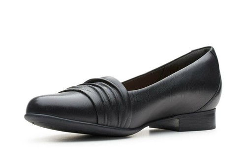 CLARKS UnBlush Vibe Ladies Slip On Leather Shoe