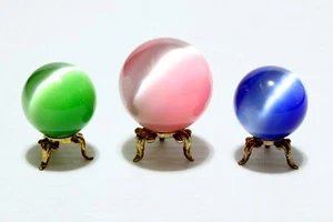 3 fermacarte vintage a sfera rotonda lucida con basi in ottone rosa~verde~blu - Foto 1 di 4