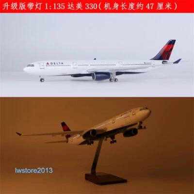 1:135 US Delta 330 Airlines Passenger Airplane Aircraft Model with LED Lights - Image 1 of 4