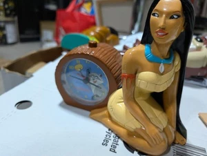 Disney’s Pocahontas Deluxe Musical Pocahontas Wecker von 1995 funktioniert! - Bild 1 von 5