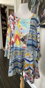 Calessa Top 1x Aztec Geometric Asymmetrical Hem Bell Sleeve Boho Artsy Festival - Picture 1 of 22