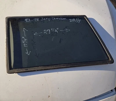 93-98 Jeep Grand Cherokee ZJ водитель левая задняя четверть стекла тонировка окна - Изображение 1 из 4