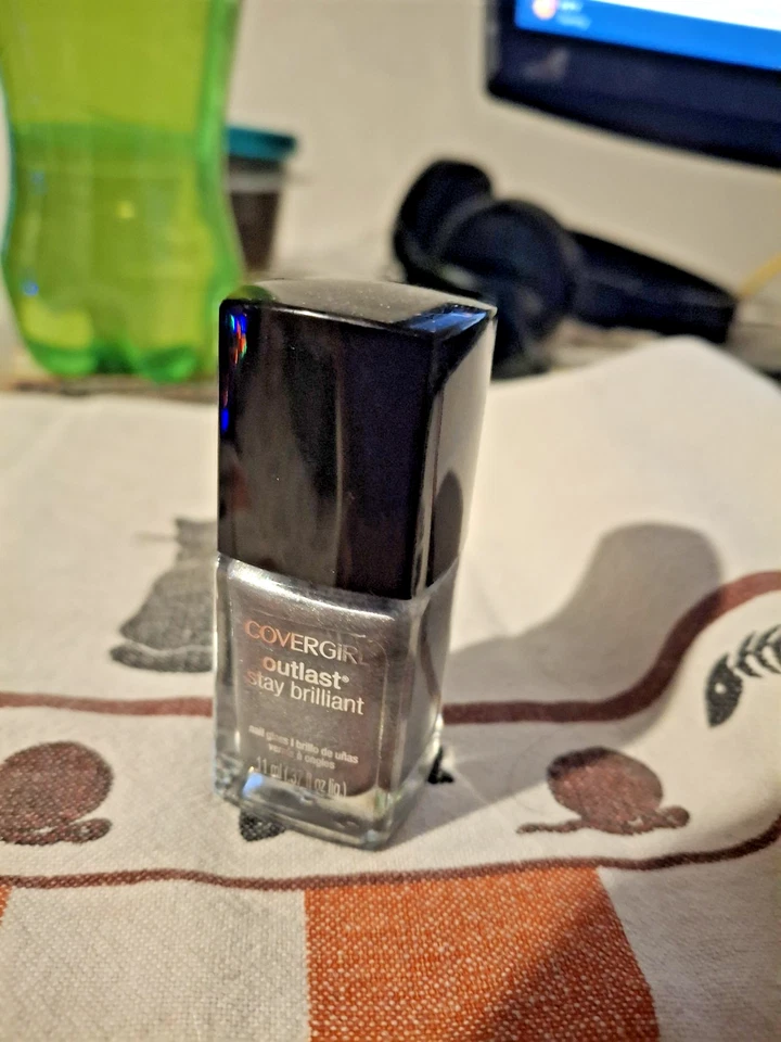 covergirl outlast stay блестящий лак для ногтей # 322 шоу пробка - Изображение 1 из 2