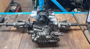 JOHN DEERE LA145 LA135 TUFF TORQ HYDRO TRANSMISSION MIA 10910 John Deere - Picture 1 of 7