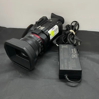 Panasonic HC-X1500 UHD 4K HDMI Pro Camcorder 24x Zoom - Image 1 of 4