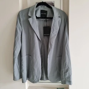 BNWT Decjuba womens- Lani crepe relaxed blazer- Size 12- sage green Decuba - Picture 1 of 9