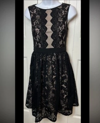 MAGGIE LONDON Dress Sleeveless Lace Overlay Black Tan Holiday Party Cocktail 2 - Image 1 of 4