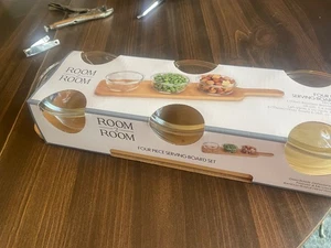 Four Piece Serving Set Bamboo Serving Board & 3 200ml Glass Bowls New In Box - Picture 1 of 8