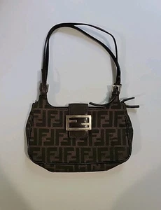 FENDI Shoulder Bag - Picture 1 of 8