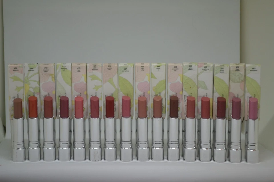 Lápiz labial Clinique Butter Shine nuevo en caja 0,14 oz./4 g ~elige tu color~RARO~DIFÍCIL DE ENCONTRAR~ Foto 1 de 1