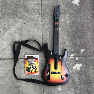 Red Octane Sunburst Wireless Controller Wii GUITAR HERO World Tour 95455.805 - Picture 1 of 15