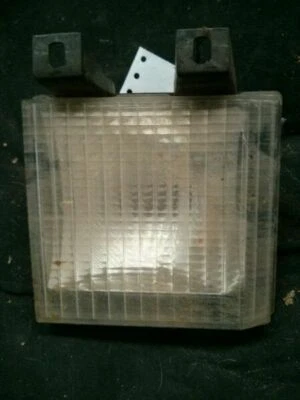 LUZ DE ESTACIONAMIENTO/ESQUINA IZQUIERDA DEL CONDUCTOR SE ADAPTA A FURGONETA CHEVROLET 10 83-91 83262 Foto 1 de 2