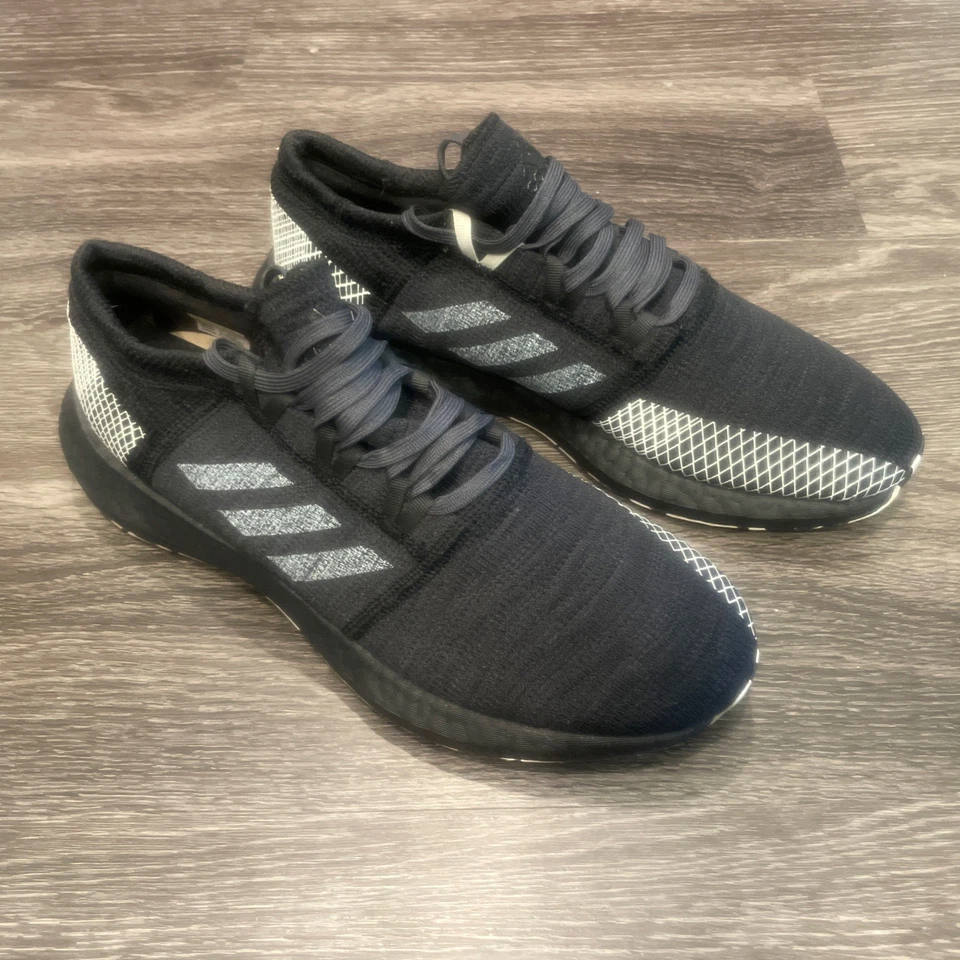 Adidas Pureboost Go Talla 10.5 Negro Zapatos para Correr Tenis para Hombres Foto 1 de 4
