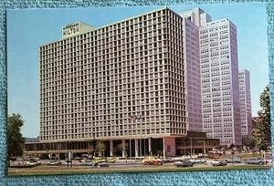 Pittsburgh PA Pittsburgh Hilton Street View c1960 Postcard - Picture 1 of 8