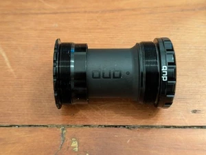 SRAM DUB T47 Bottom Bracket Road Wide 77-A New NIB Internal External Bearing  - Picture 1 of 7