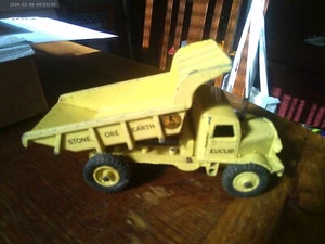 DINKY TOY Supertoy Euclio Rear Dumper Truck - Picture 1 of 8