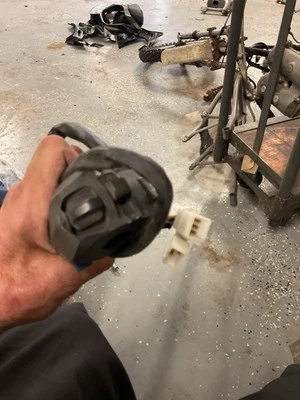 Aprilia Dorsoduro 1200 750 Mandos Izquierdos Interruptor Bocina Se Adapta 2010-2016 Foto 1 de 3